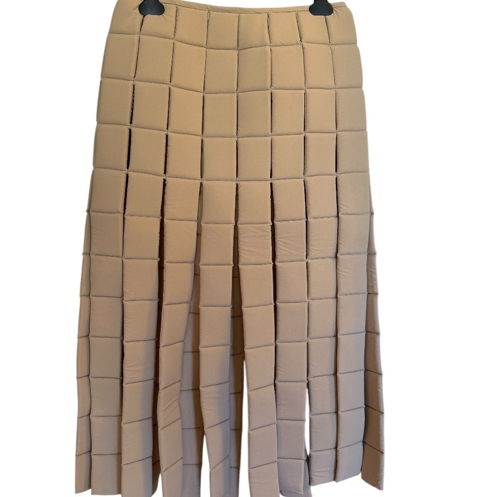 A.W.A.K.E. MODE High Waisted Multi Slits Quilted Midi-Skirt Beige 38 (4) NWT - Picture 6 of 12